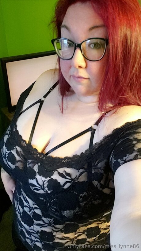 Miss Lynne86 model porn images