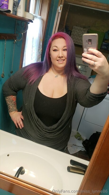 Miss Lynne86 beautiful pornstar photo