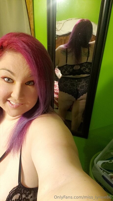 Miss Lynne86 beautiful actress archive