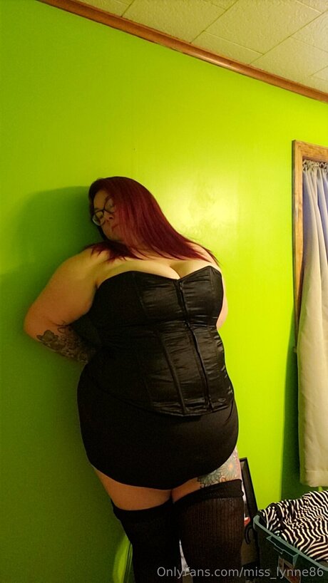 Miss Lynne86 erotic star pictures