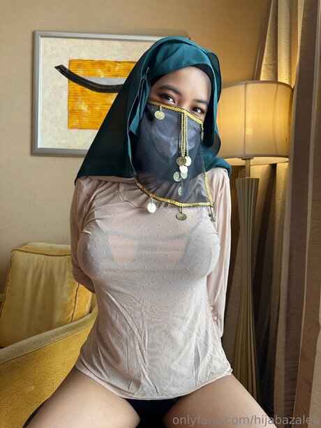 Hijabazalea model best img