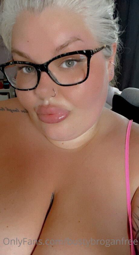 Bustybroganfree free pornstar photos