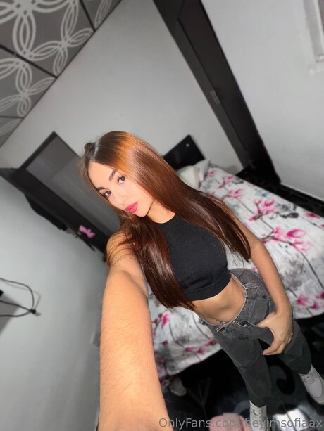 Heyimsofiaax model free archive