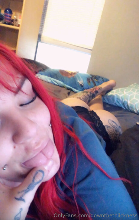 Downthethiickness model naked archive