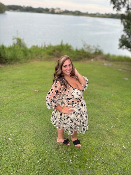 Wjenea hot star galleries