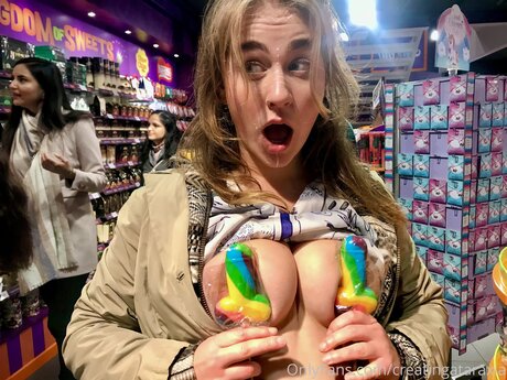 Creatingataraxia star sexy img