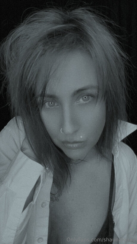 Shaunaleaaa nude star images