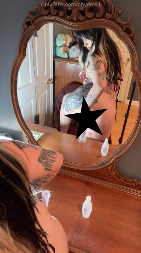 Bbydeviil pornstar naked photo