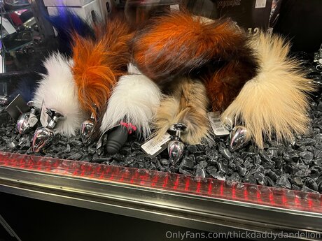 Thickdaddydandelion pornstar pretty photo