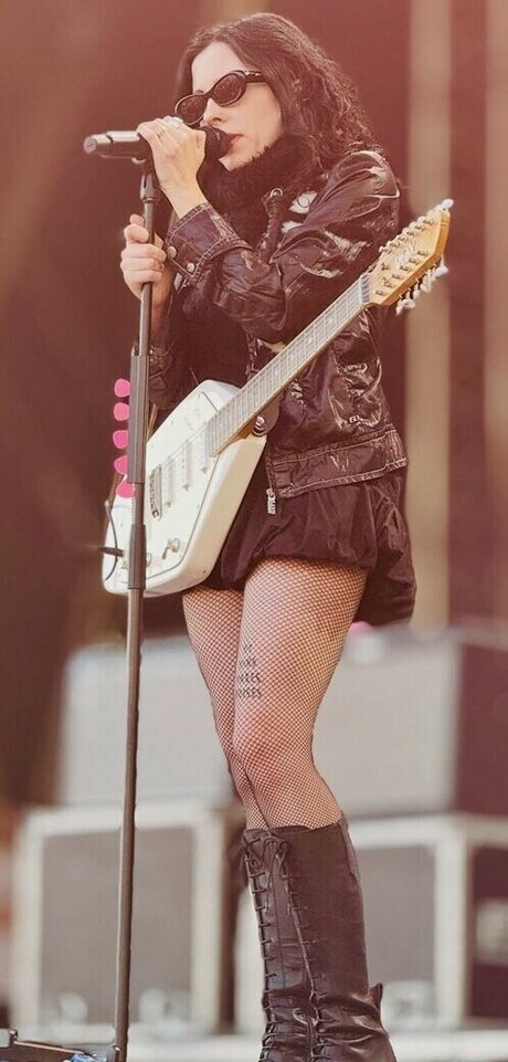 Heather Baron Gracie model art image