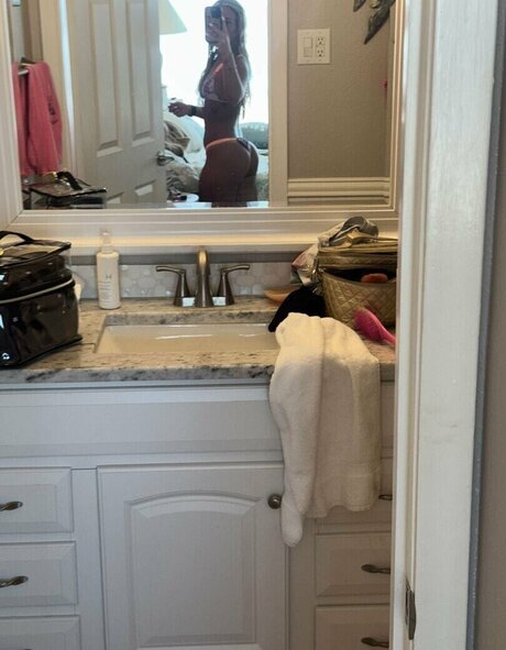 Lexii violett exclusive pornstar pic