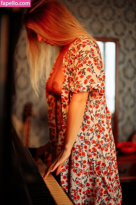 Anastasia Green pornstar perfect images