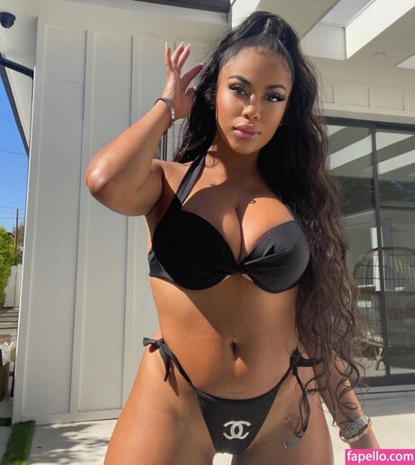 Yasmin Elopez nice star images