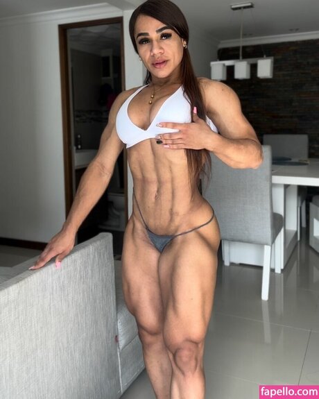 Eilincasta o model naked image