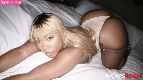 Chanel Tapper nude actress photo