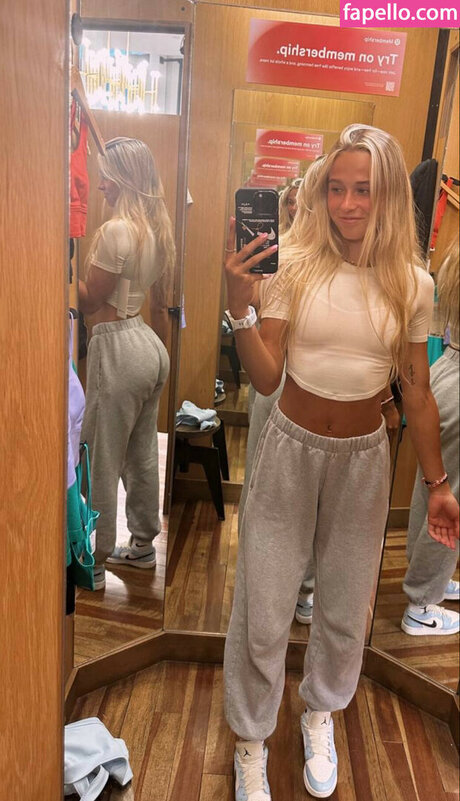 Mia Rogan pornstar art photos