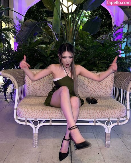 n nina666 nude model img