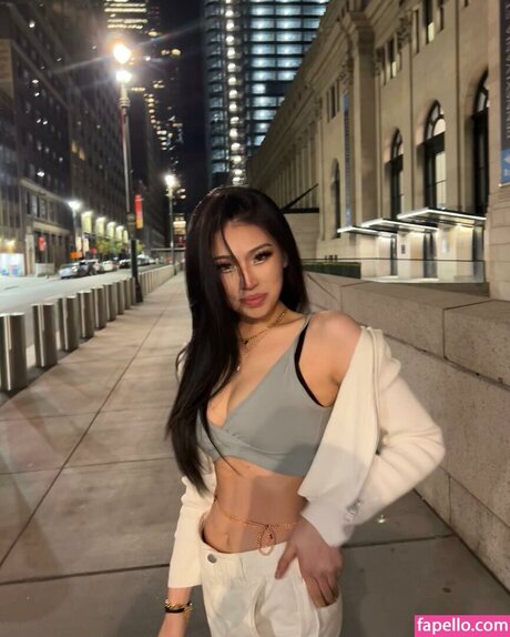 n nina666 nice model image