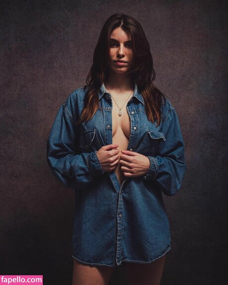 Carolina Afonso star hot pictures