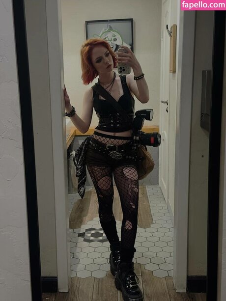 Music abuse exclusive actress picture