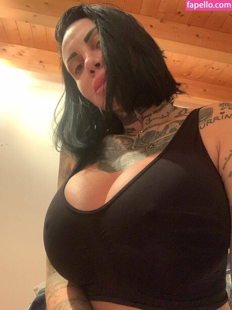 Azzurra Merlo model perfect pic