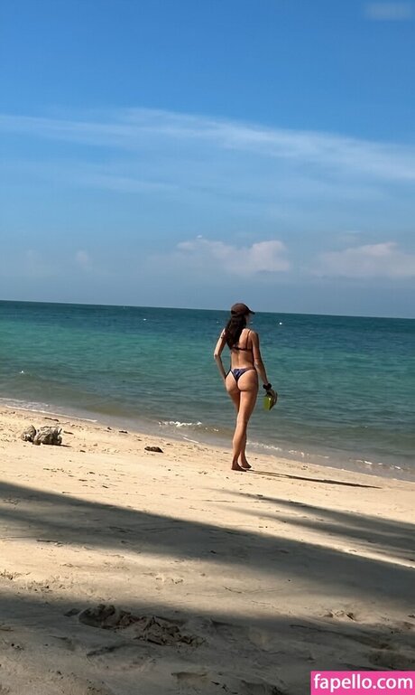 Nina Chuba star art archive