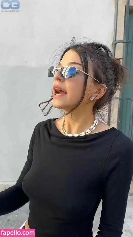 Nina Chuba star erotic archive