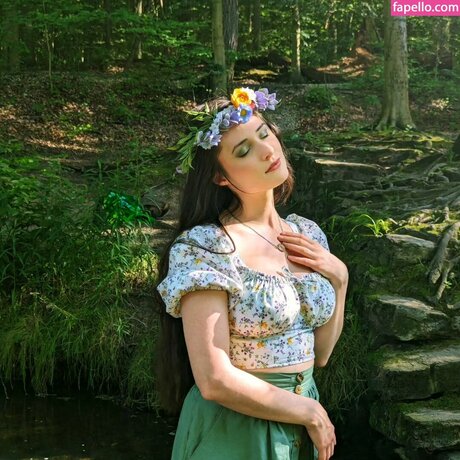 Jessthe Shire free pornstar pic