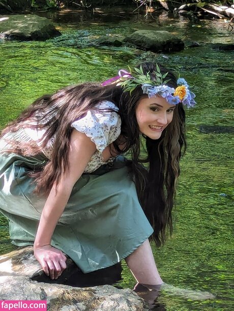 Jessthe Shire star top archive