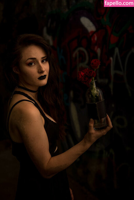 Jessthe Shire pornstar erotic pictures