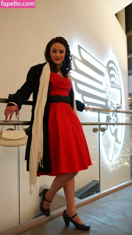 Jessthe Shire star naked picture