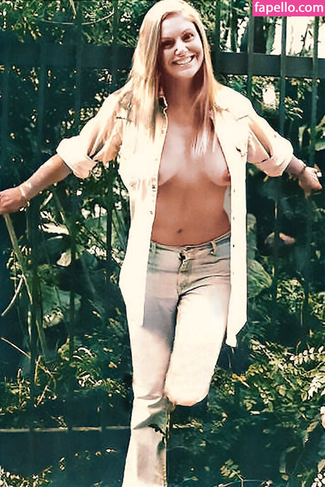 Vintage English Pinups nudes model image