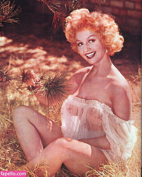 Vintage English Pinups top actress img