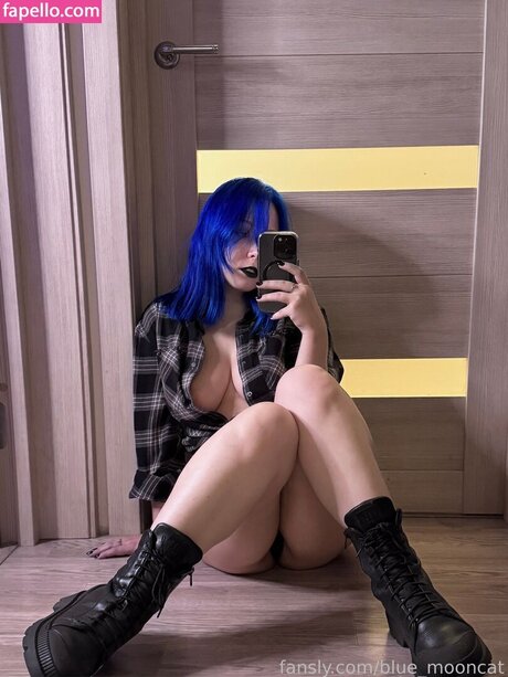 Blue Mooncat exclusive model gallery