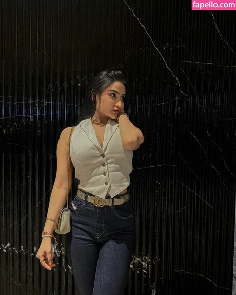 Sassy Poonam xxx star picture