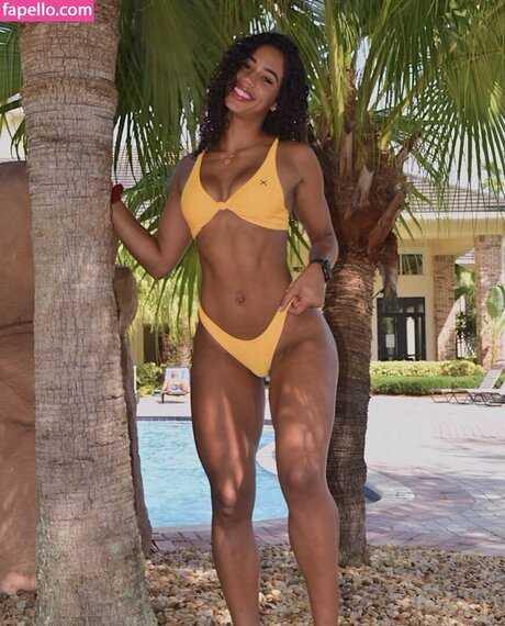 giantess onlyfans sexy naked picture