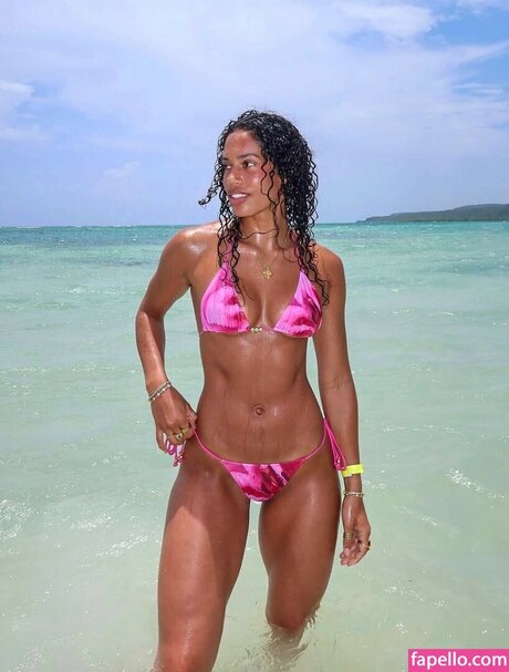 Savannah Pesante pornstar nude images