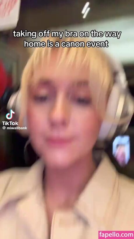 emwallbank free star photo