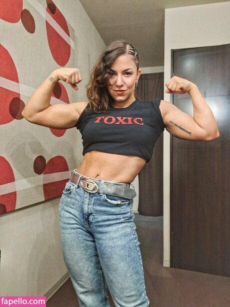 Thekla Kaischauri exclusive actress pictures