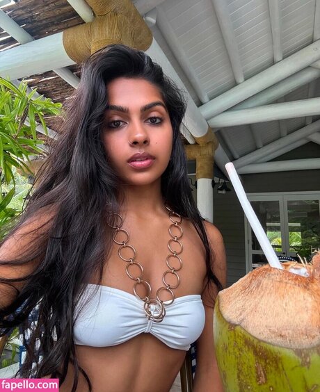 kelliexny nude actress picture