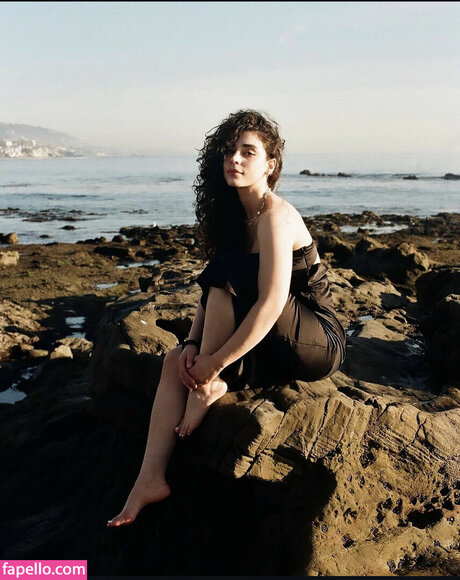 ayaattt pornographic star img