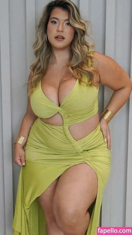 Clau Rojas sexy actress pic