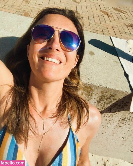 Roberta Bieling naked model image