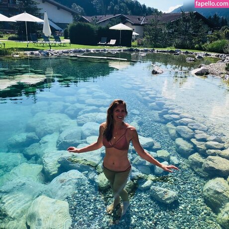 Roberta Bieling star porn pictures