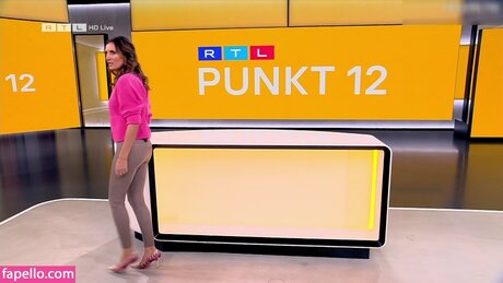 Roberta Bieling sexy star pictures