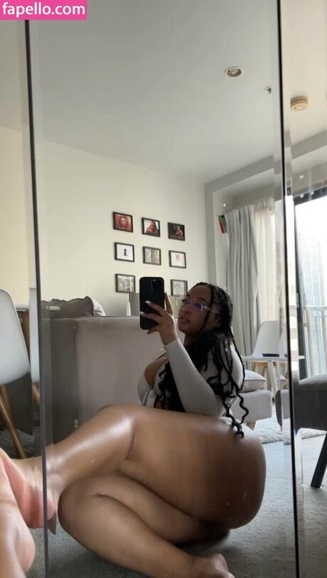 Melanadavids star exclusive gallery