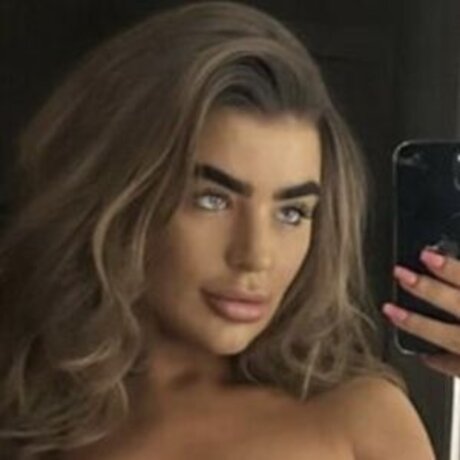 FayeRae22 pretty pornstar pics