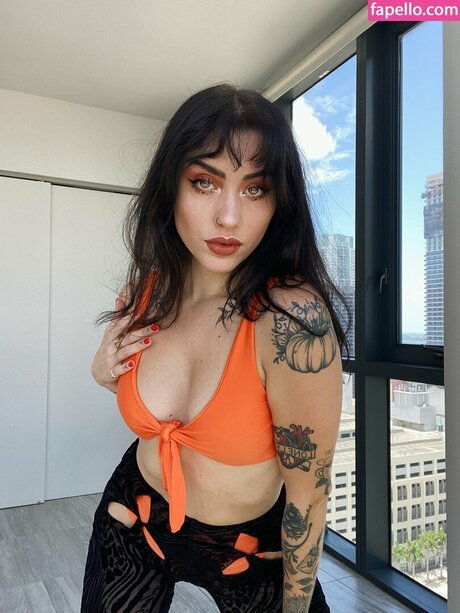 Earthdarling nice model picture