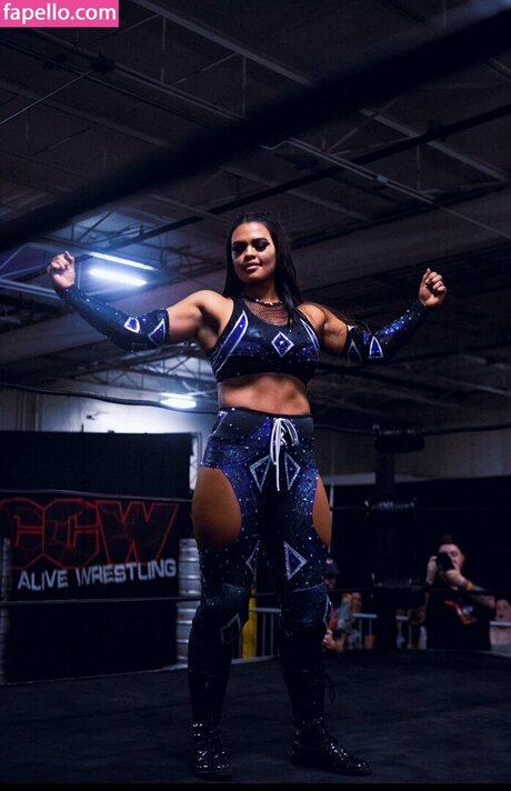 Nikki Blackheart star erotic gallery