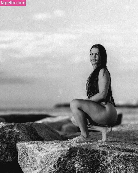 Nikki Blackheart art model archive